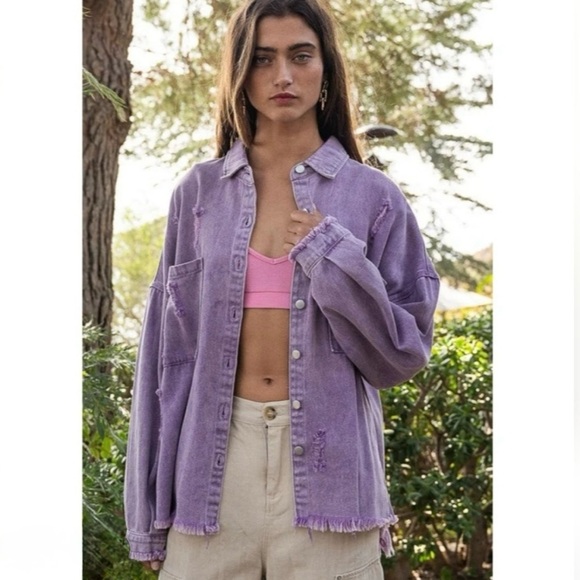 POL Tops - POL Oversized Distressed Purple Denim
Button Down Shacket
